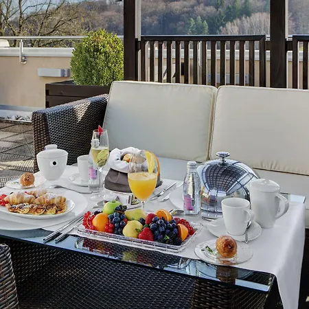 מלון Aleksander Medical & 5*