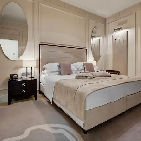 Hotel Aleksander Medical &