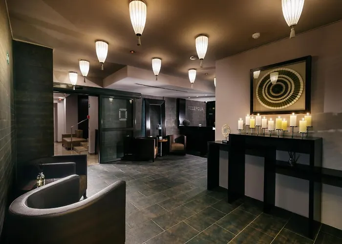 מלון Aleksander Medical & 5*