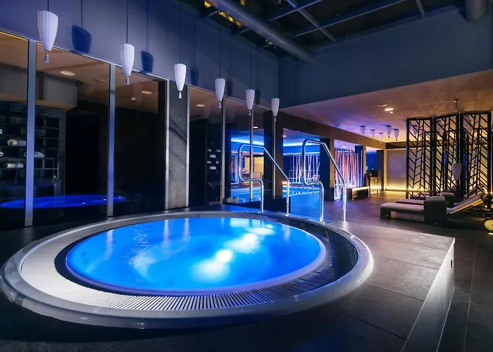 Aleksander Medical & מלון רוגאסקה סלאטינה