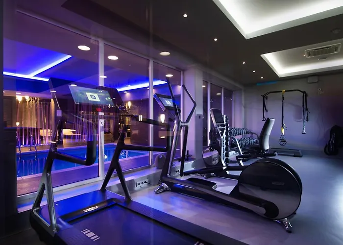 מלון Aleksander Medical & 5*