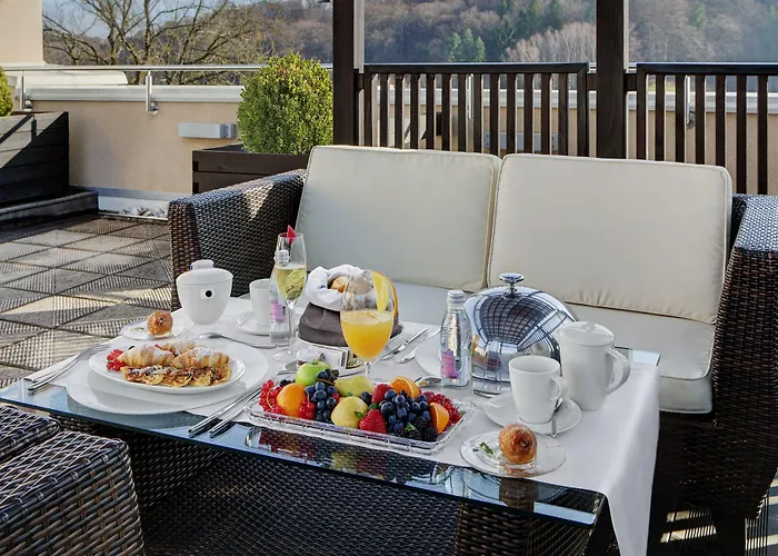 מלון Aleksander Medical & 5*