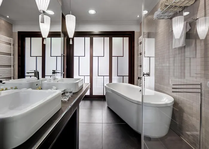 Aleksander Medical & 5*