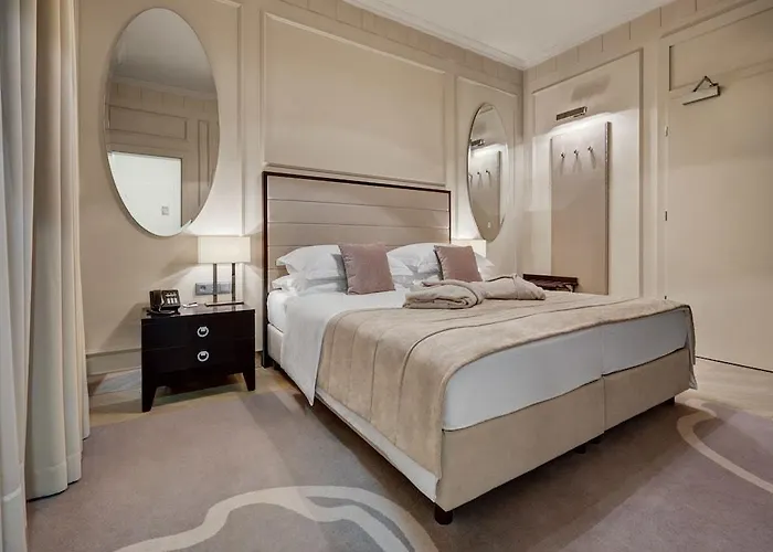 מלון Aleksander Medical &