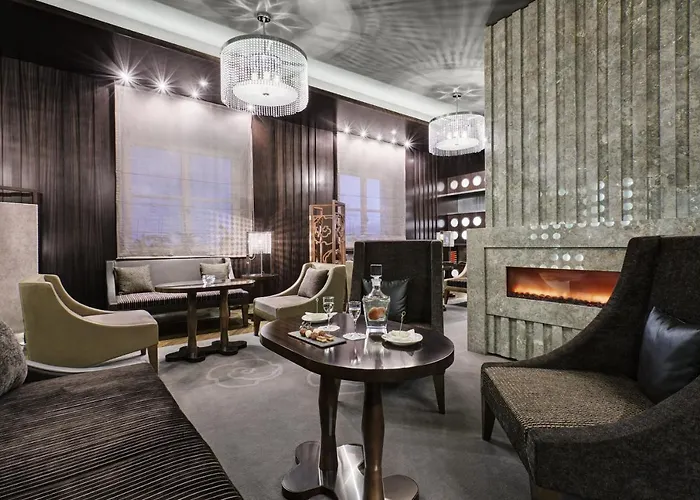 Отель Aleksander Medical & 5*